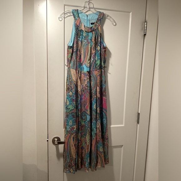 Tommy Hilfiger Dresses & Skirts - NWOT Tommy Hilfiger Blue Paisley Spring‎ Halter Midi Dress Size 4
